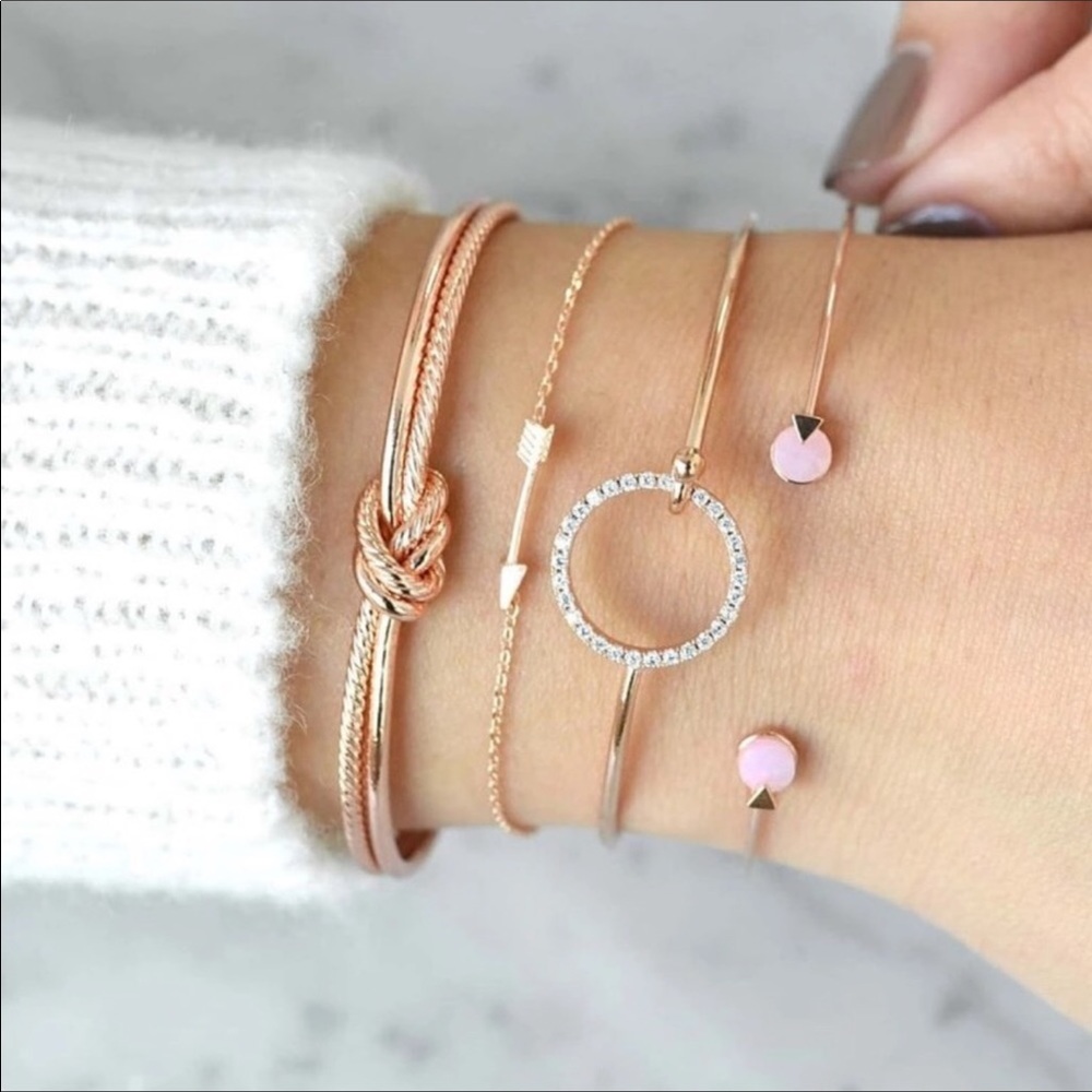 Host Pick GORGEOUS set of 4 bracelets. - Picture 2 of 5